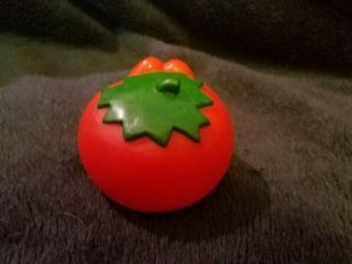 1998 VEGGIE TALES Bob Tomato and Junior Asparagus Rubber Squeak Toys Collectible 3