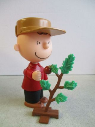 2003 United Feature Syndicate Peanuts Christmas Charlie Brown Action Figure