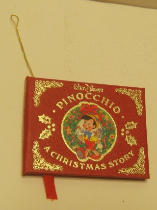 1961 Walt Disney Productions Pinocchio A Christmas Story Mini Book Ornament Nr