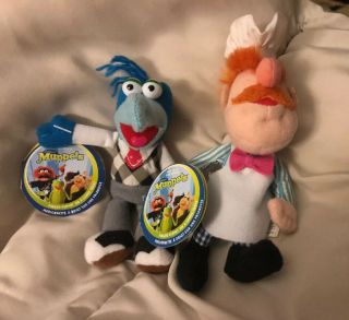 Starbucks Muppet Collector Finger Puppets - Gonzo 1st Ed.  Swedish Chef 2nd
