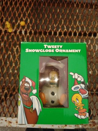 Tweety Snowglobe Christmas Ornament Looney Tunes Warner Bros Studio Store 1998