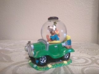 Disney Store Goofy In Green Car Mini Snow Globe Toontown