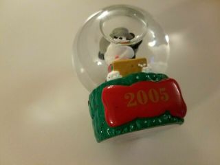 Disney 2005 Christmas Caroling Mickey Mouse Mini Snow Globe JC Penney 2