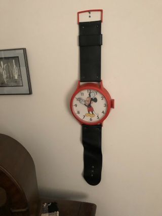 Vintage 33 " Wall Clock Elgin Quartz Disney Mickey Mouse Wrist Watch