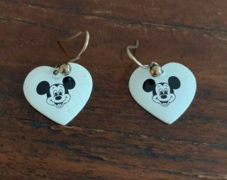 Vintage Walt Disney Prods Mickey Mouse White Heart Dangle Drop Earrings
