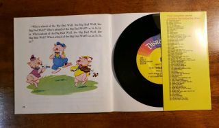 Three Little Pigs WALT DISNEY read along record (24 Page Book,  33 Rpm 45) NM 3