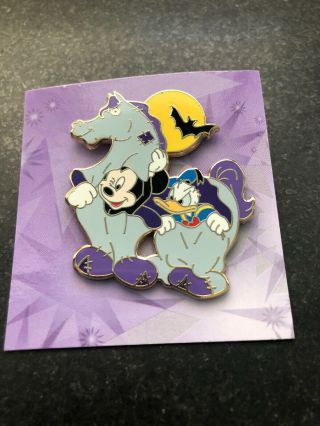 Pin 73192 Disney’s Trick Or Treat Mystery Set - Mickey And Donald As Horse