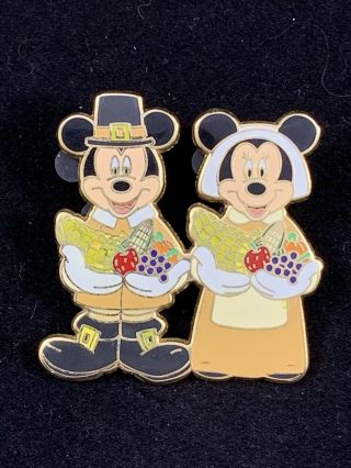 Disney Pin - Mickey Mouse And Minnie Mouse - Thanksgiving Pilgrims