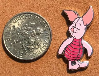 Disney Wdw 2001 Miniature Piglet Smiling From Winnie The Pooh Retired Pin