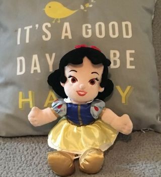 Disney Parks Princess Snow White And The 7 Dwarfs Plush Doll 12” Euc