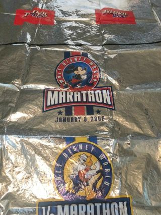 2006 Disney World Marathon Silver Mylar Thermal Blanket Heat Sheet Mickey Goofy