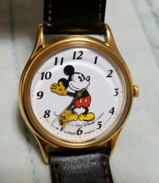 Vintage Lorus Disney Mickey Mouse Watch