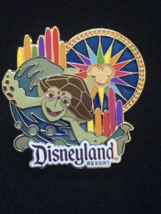 Dlr Disney Rewards Visa Cards From Chase World Of Color Finding Nemo Crush Pin