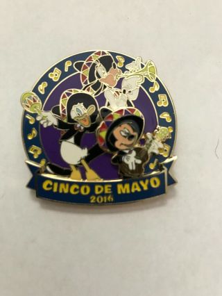 Disney Collectible Trading Pins.  Donald Duck And Mickey Cinco De Mayo