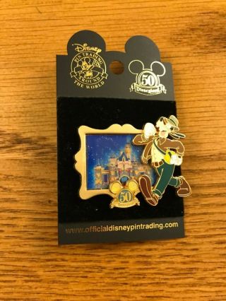 Disney Pinback Pin Trading Around The World Goofy Disneyland 50 Not