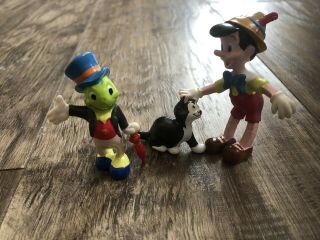 Disney Pinocchio Figaro & Jiminy Cricket Set Of 2 Plastic Toys Play Set