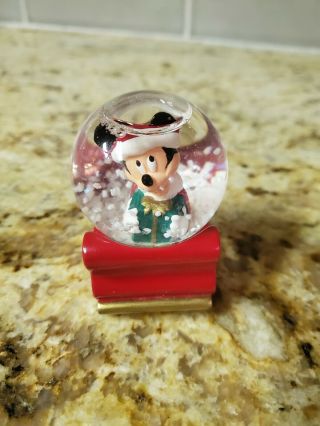 2003 Disney Jc Penney Mickey Mouse Mini Snow Globe Mickey With Christmas Gift