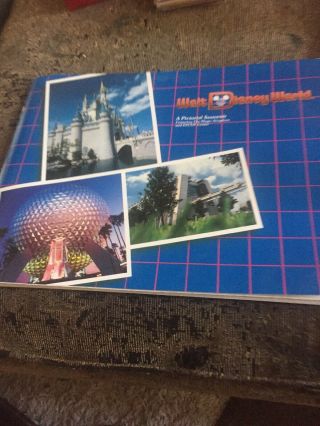 1986 Walt Disney World A Color Pictorial Souvenir Magic Kingdom Epcot Book Wdw
