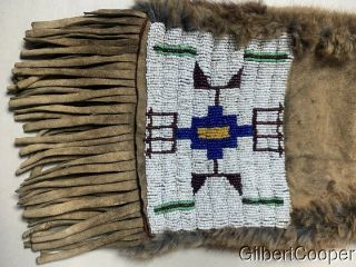 SIOUX BEAVER TRIMMED AND BEADED PIPE BAG 2