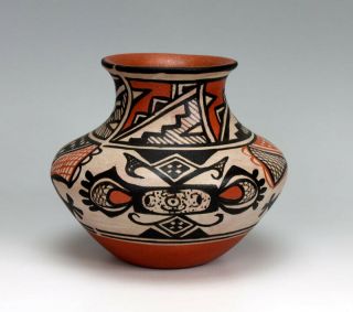 Kewa - Santo Domingo Pueblo American Indian Pottery Jar - Robert Tenorio 3