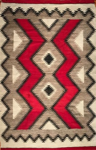 Navajo Serrated Diamond Design Rug,  Neat Zig Zag Border,  Handspun Wool,  C1930,  Nr