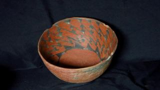 Anasazi / Puerco black on red bowl ca.  1200 ad.  Intact with No Restoration 2
