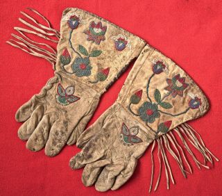 19th Century Native American Cree Indian Leather Floral Beaded Gauntlets Gloves