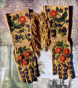 Spectacular Native American Indian Beaded Gauntlet Gloves Exceptional Montana