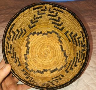 Primitive Northwest Coast Native American Indian Handwoven Basket 3
