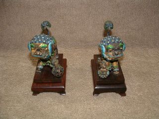 Vintage Oriental Chinese Asian Foo Fighter Dogs With Display Stands