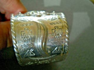 Harvey Era Bell Trading Navajo Sterling Silver Repousse Stamped Cuff Bracelet 3
