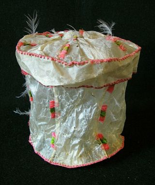 Alaskan Eskimo Gut Basket with Silk Decoration / c.  1900 3