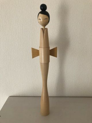 Japanese Sosaku kokeshi doll by Shido Shozan 47 cm 18.  5 inches 2