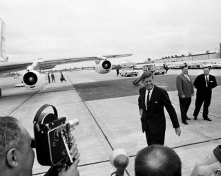 President John F.  Kennedy Prepares To Board Plane In Palm Beach - 8x10 Photo