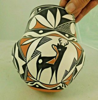 Acoma Pottery Jar By Pueblo Artist Potter Louise Amos