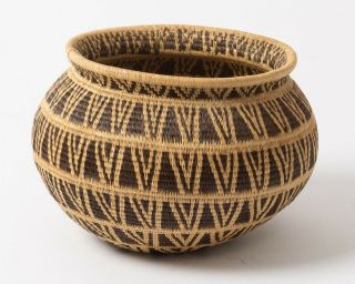 Hand Woven Wounaan Basket From The Darian Peninsula Of Panama 9 " Diameter