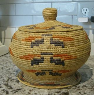 Native American Alaskan Eskimo Lidded Basket