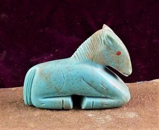 Zmt,  Zuni Resting Horse Fetish Carved By Vivella Cheama - Turquoise Stone