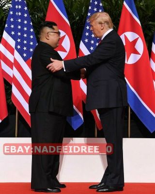 United States President Donald Trump Kim Jong - Un Korea Singapore 2018 8x10 Photo