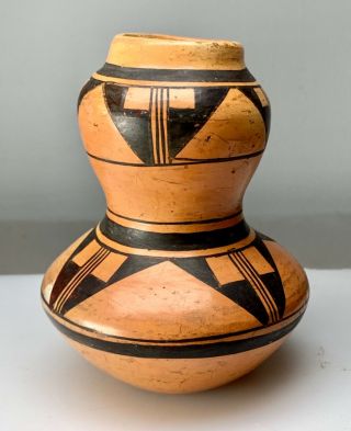 Small Pottery Hopi Pot Vase Native American Art