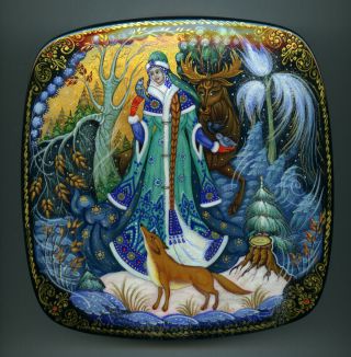 Russian Lacquer Box Palekh.  Snow Maiden.  Hand Painted