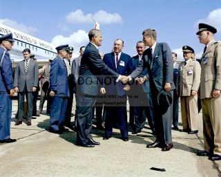 President John F.  Kennedy Greets Dr.  Wernher Von Braun 8x10 Nasa Photo (aa - 279)