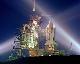 Sts - 1 Space Shuttle Columbia Timed Exposure Picture - 8x10 Nasa Photo (ep - 580)