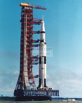 Rollout Of The Apollo 11 Saturn V Rocket - 8x10 Nasa Photo (zz - 149)