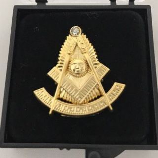 Freemason Masonic Past Master Lapel Pin