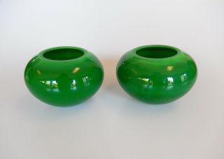 Chinese Set Of 2 Green Peking Glass Water Brush Bowls Early 20th Century