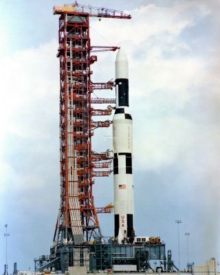 Skylab Saturn V Rocket On Launch Pad In April 1973 - 8x10 Nasa Photo (zz - 960)