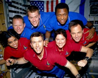 Space Shuttle Columbia Sts - 107 Crew In - Flight Picture - 8x10 Nasa Photo (ep - 069)