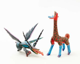 Two Signed Oaxacan Wood Animal Carvings Mexico Folk Art Dragon & Giraffe 6.  5 "