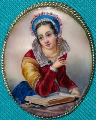 " Queen Of Navarre " Russian Hand Painted Fedoskino Mop Brooch
